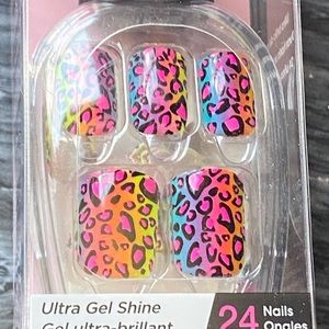 imPRESS Press-on Nails